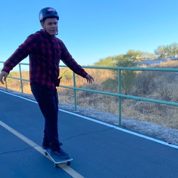 adamdeleon844